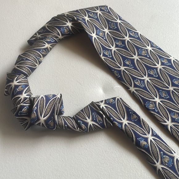 Vintage Moore’s  silk Floral tie - Picture 5 of 8